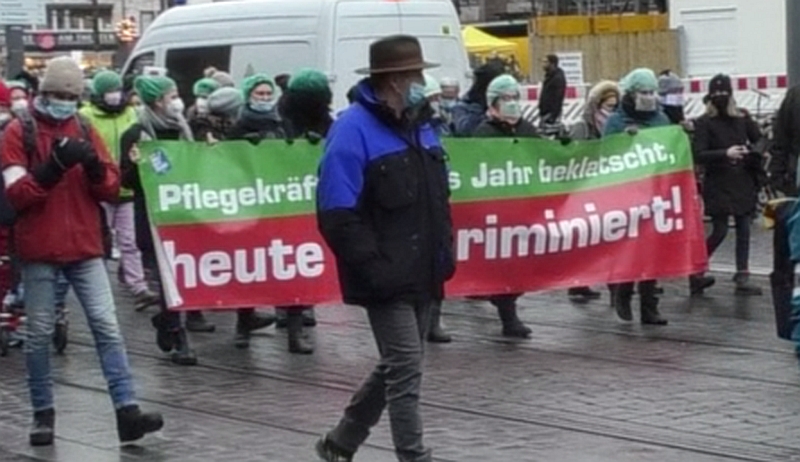 Freiburg i. Br.- 11.12.2021 Tausende bei Protesten gegen Corona-Politik