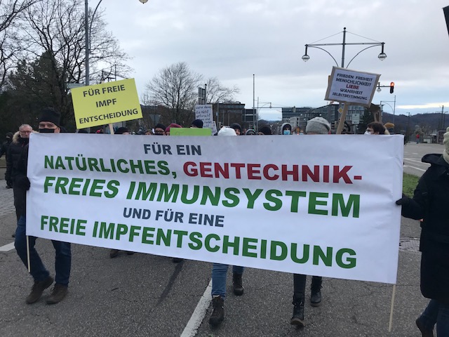 Großdemonstration in Freiburg 08.01.2022 Antwort auf Rene Funk und das Spaziergehverbot?
