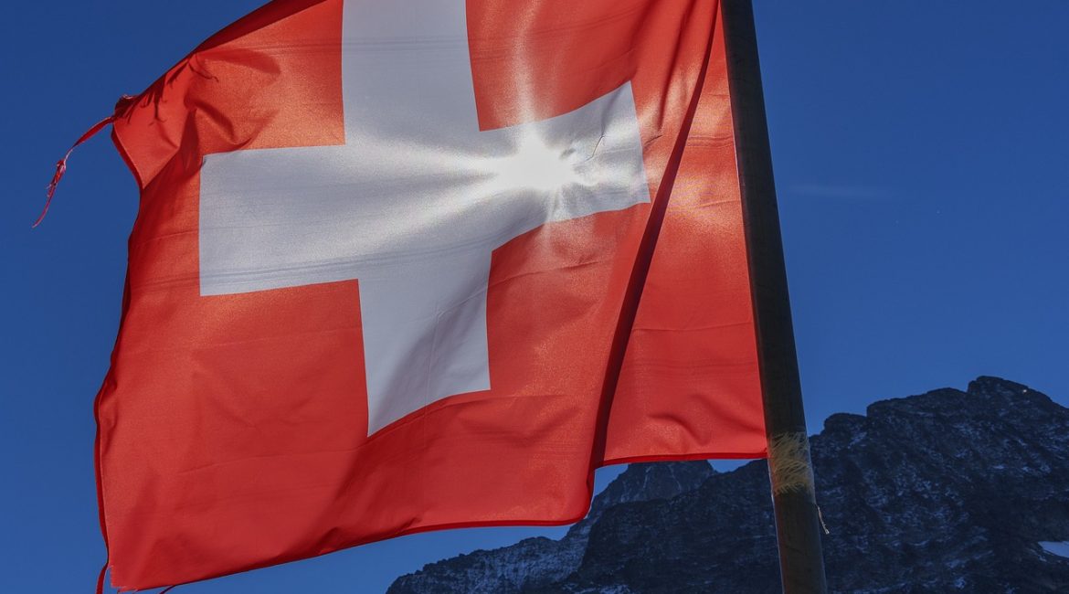 Schweiz empfiehlt keine Corona-Impfung mehr – Ärzte haften jetzt…